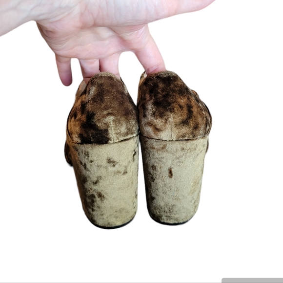 Cabi Olive Green Velvet Interlock Block Heel Sandals Women's Size 8 - Picture 4 of 12